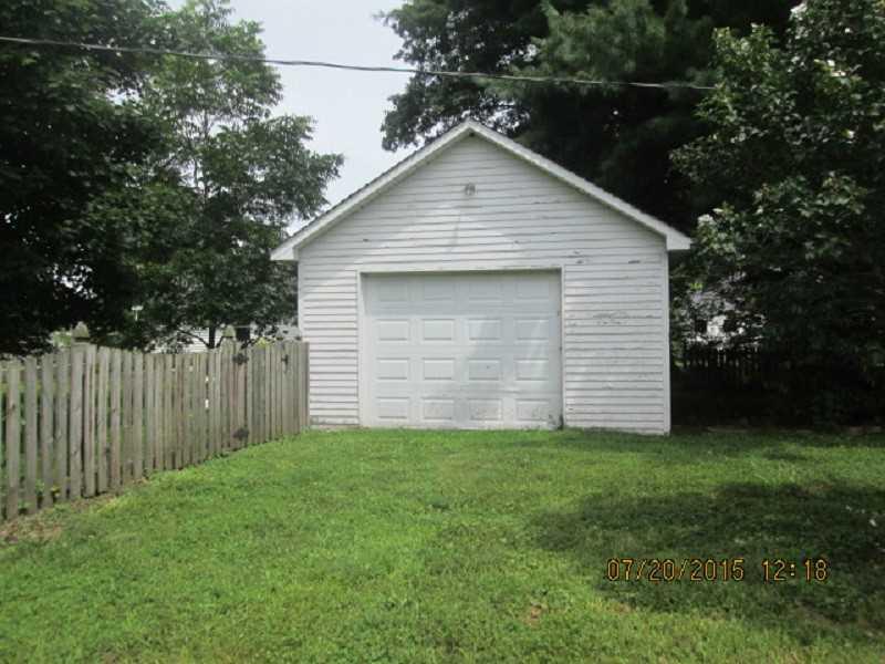 92 Main Street Rosedale, IN 47874 - Photo 2 of 10