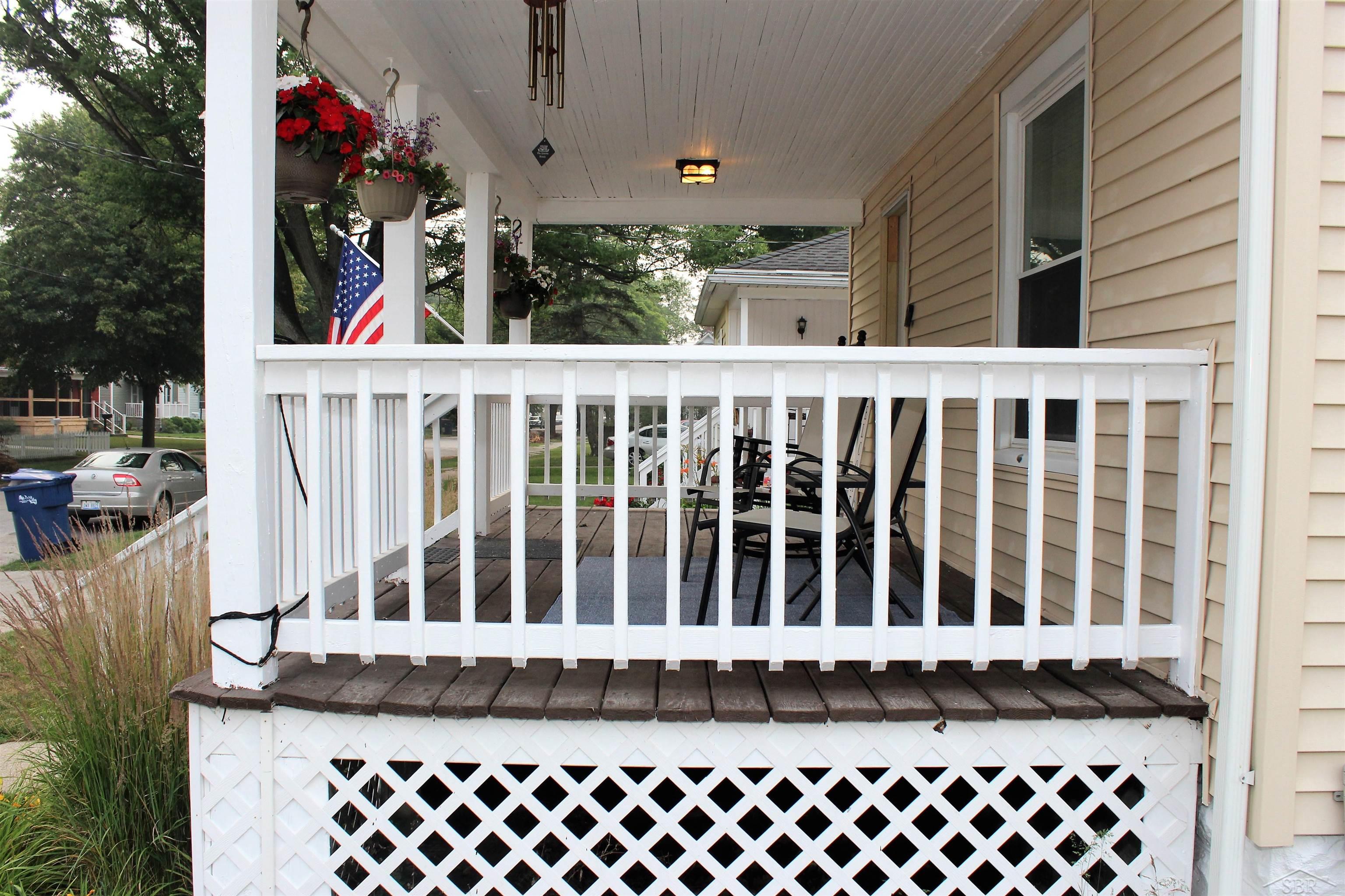 2173 2nd Street Bay City, MI 48708 - Photo 7 of 40 50114035-6.JPG