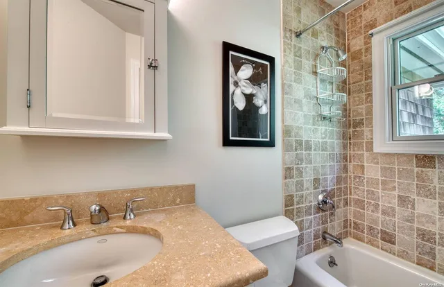 $20,000 | 6 Ocean View Parkway, Southampton, NY 11968