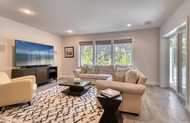 $20,000 | 6 Ocean View Parkway, Southampton, NY 11968