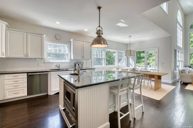 $20,000 | 6 Ocean View Parkway, Southampton, NY 11968