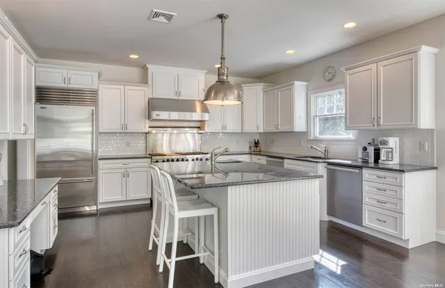 $20,000 | 6 Ocean View Parkway, Southampton, NY 11968