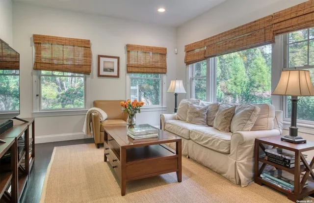 $20,000 | 6 Ocean View Parkway, Southampton, NY 11968