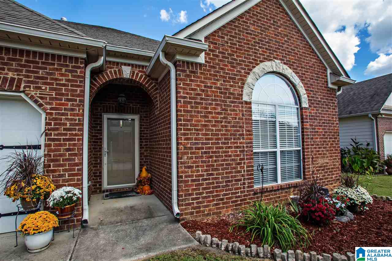 1040 Kerry Drive Calera, AL 35040 - Photo 5 of 40