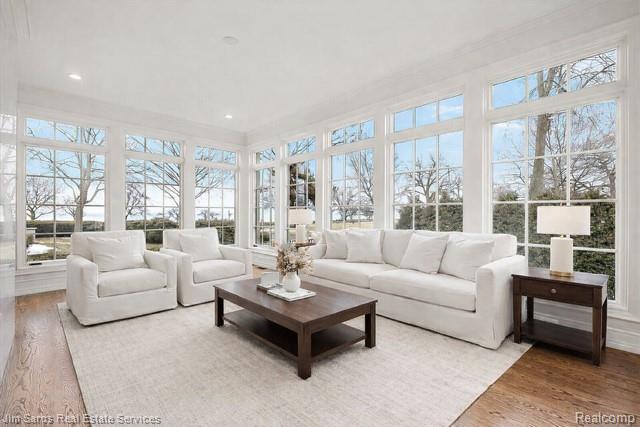 707 Lake Shore Road Grosse Pointe Shores, MI 48236 - Photo 19 of 45