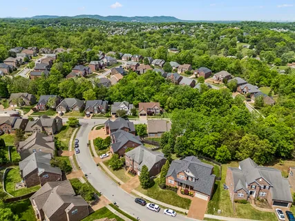 $729,900 | 1009 Stone Ridge Drive, Nashville, TN 37211