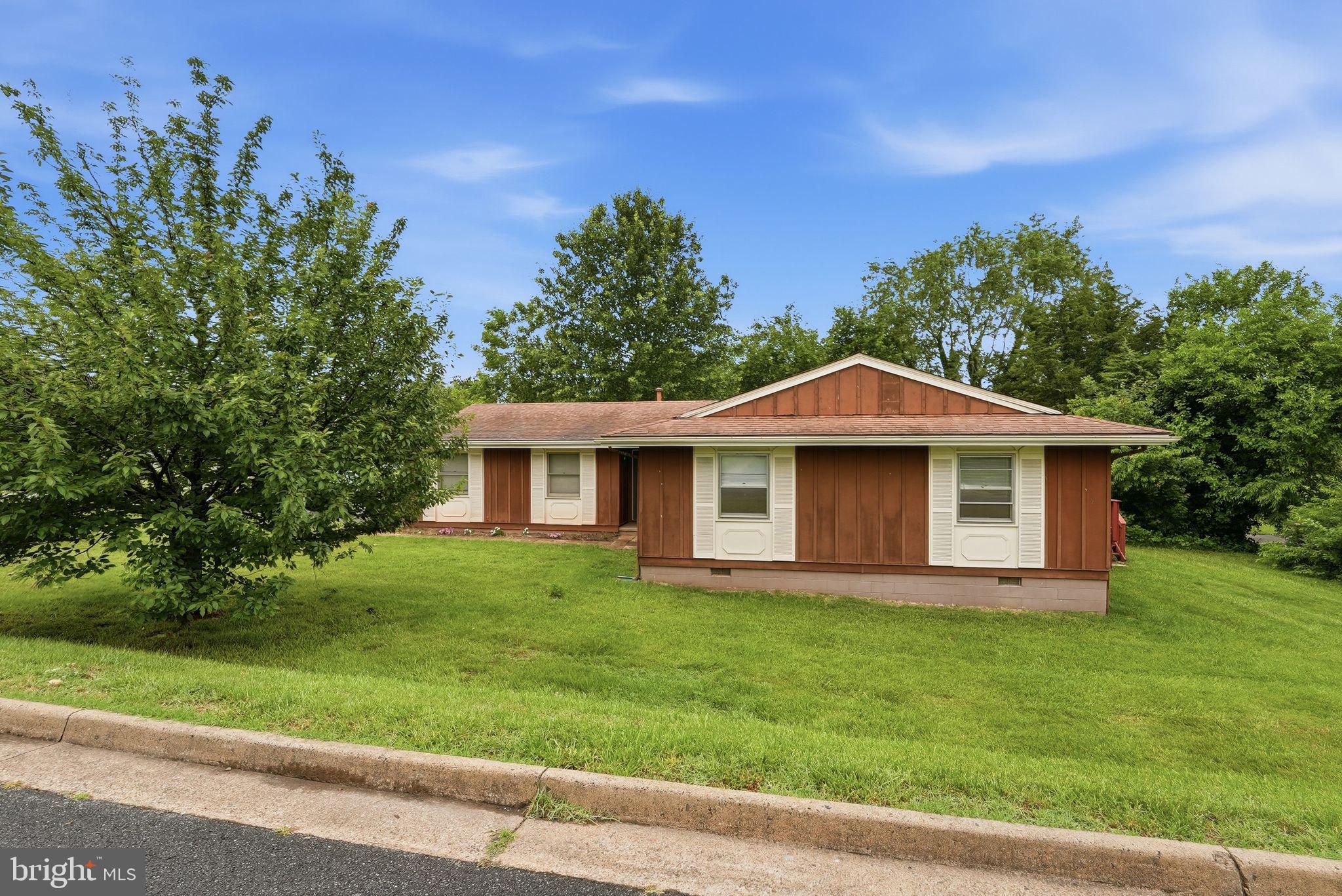 400 Laurel Street Culpeper, VA 22701 - Photo 4 of 30