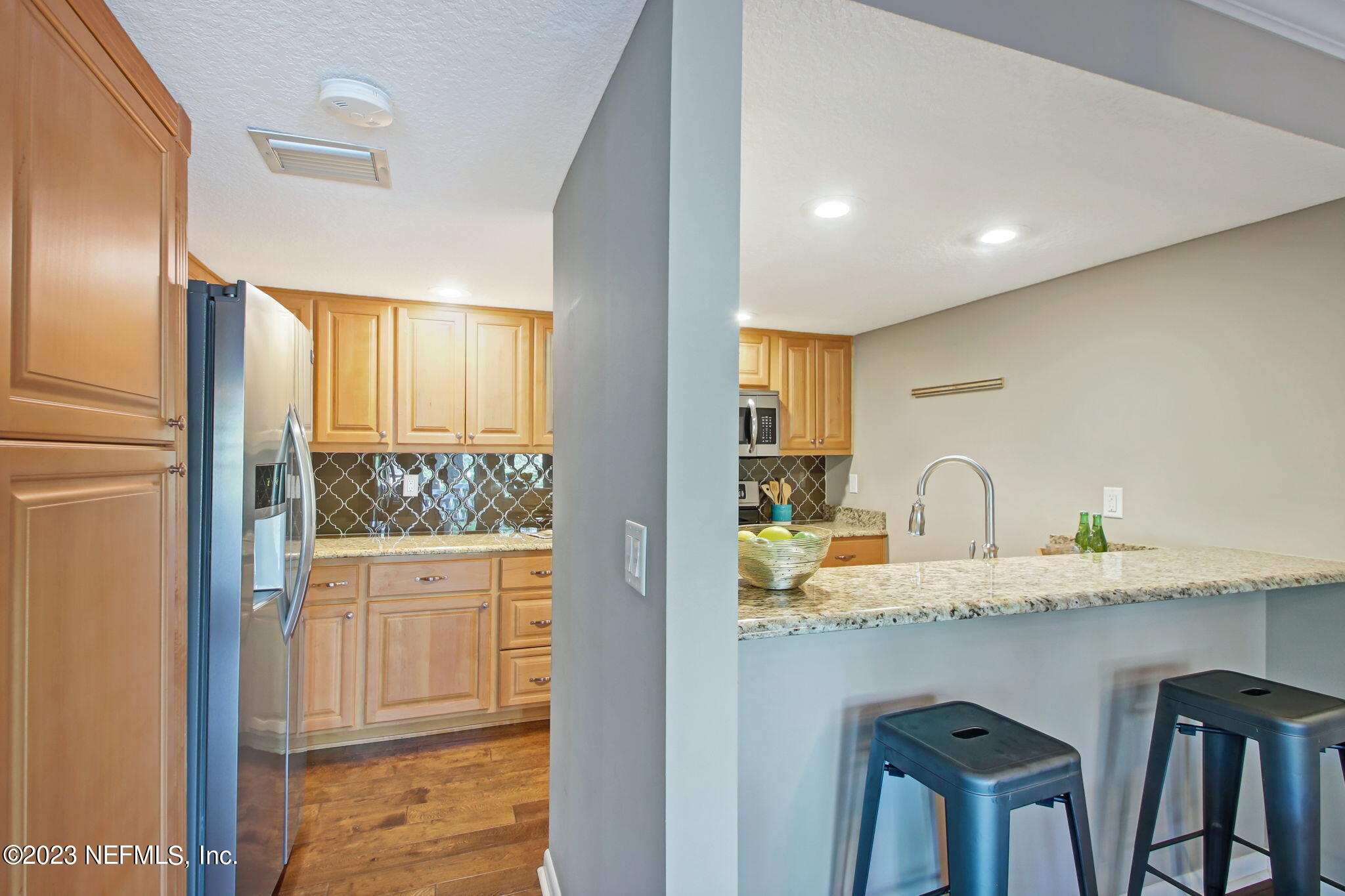 5514 Stanford Road Jacksonville, FL 32207 - Photo 16 of 33 Kitchen/Bar Area