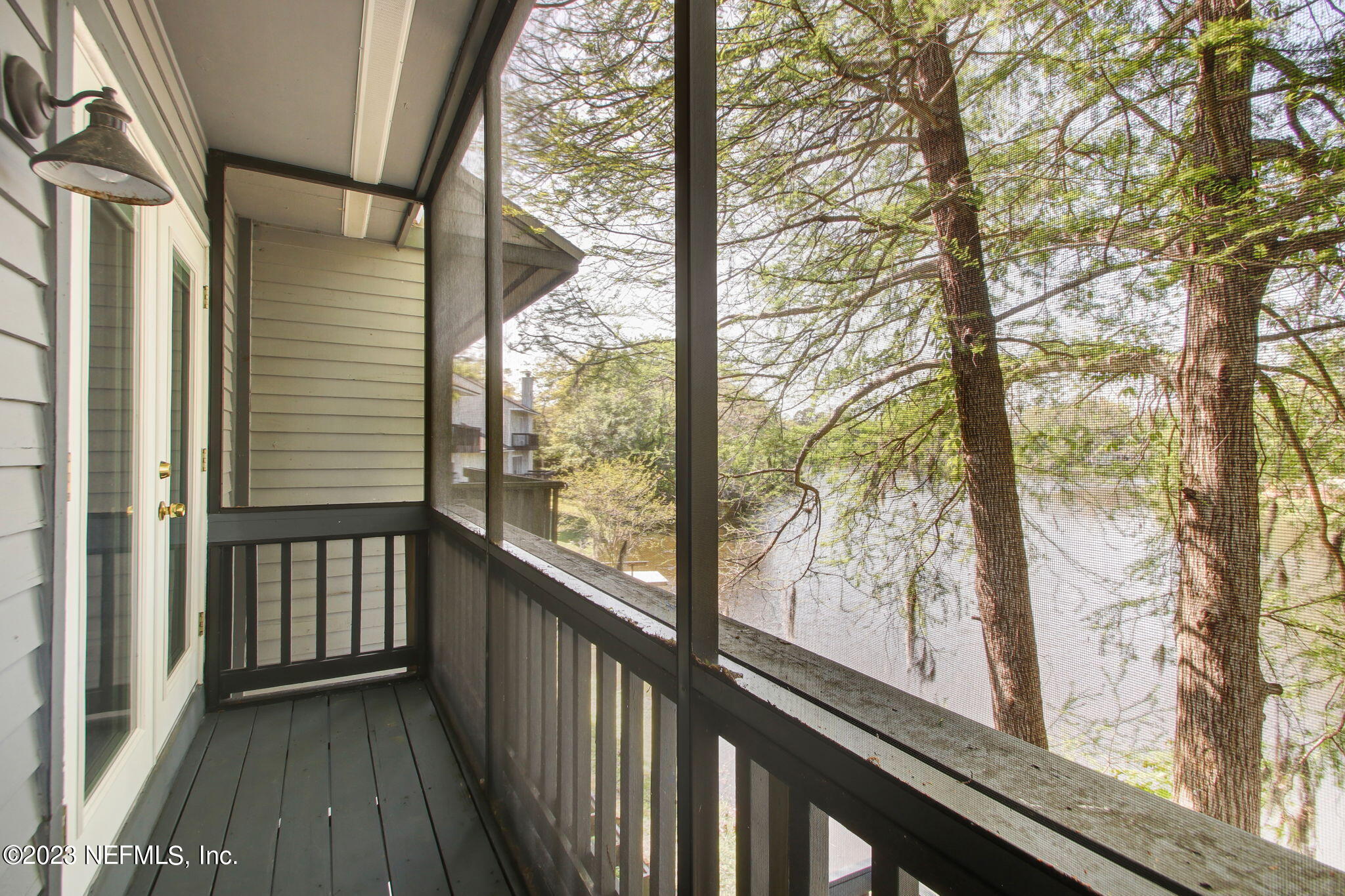 5514 Stanford Road Jacksonville, FL 32207 - Photo 23 of 33 Screened Balcony