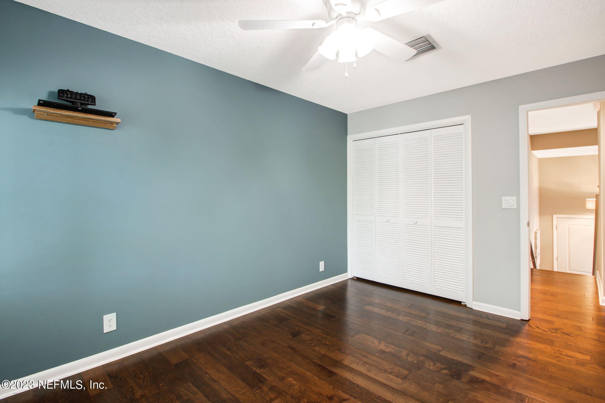 5514 Stanford Road Jacksonville, FL 32207 - Photo 27 of 33 Guest Bedroom