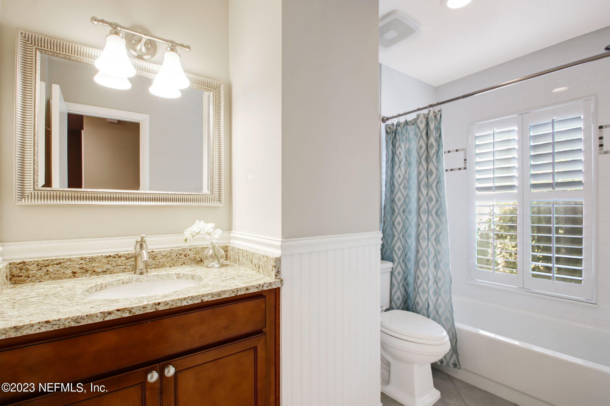 5514 Stanford Road Jacksonville, FL 32207 - Photo 29 of 33 Guest Bath