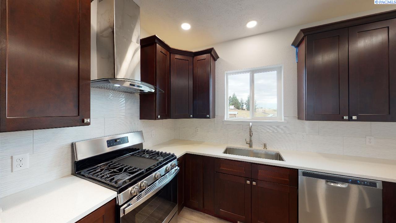 103 Amber Ridge Road, Unit LOT 2 Palouse, WA 99161 - Photo 7 of 30 Gallery Image 7