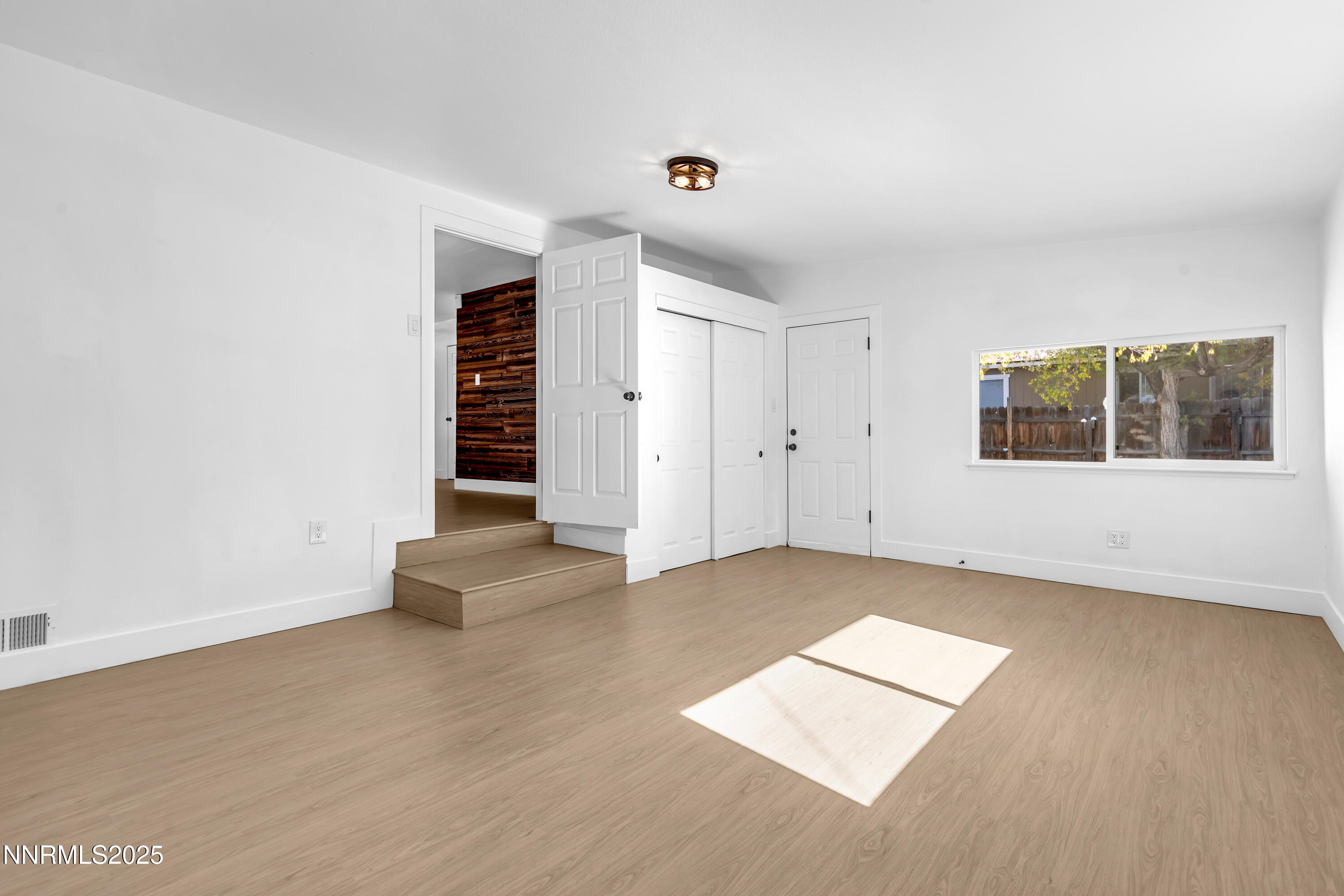 650 Lancaster Drive Reno, NV 89506 - Photo 13 of 27 Lancaster650-013