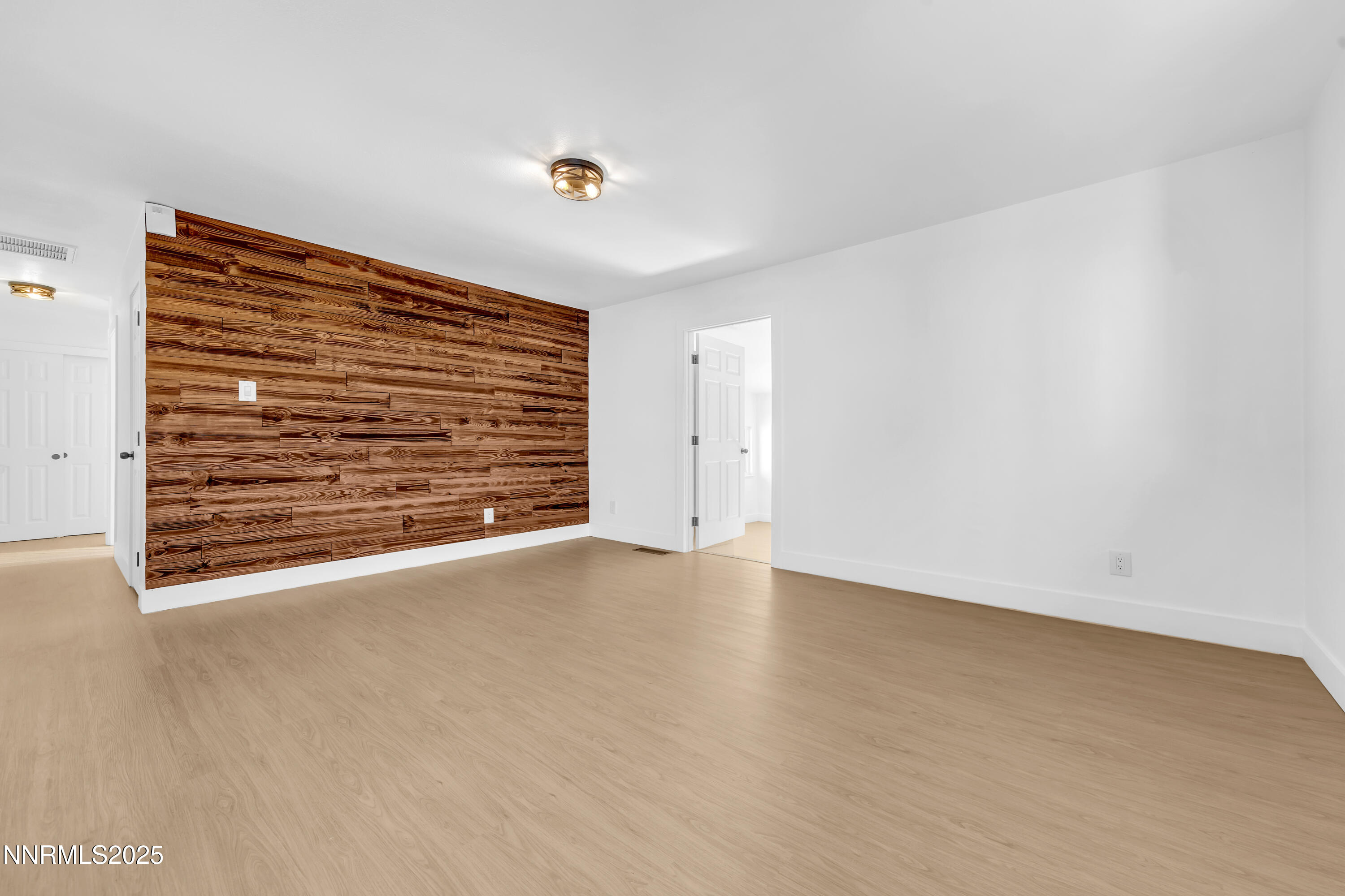 650 Lancaster Drive Reno, NV 89506 - Photo 9 of 27 Lancaster650-006