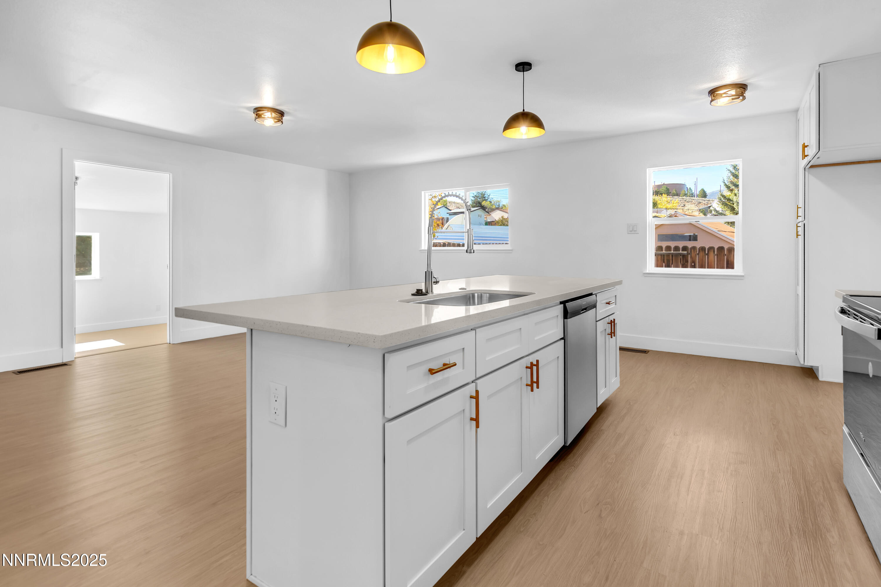 650 Lancaster Drive Reno, NV 89506 - Photo 10 of 27 Lancaster650-010