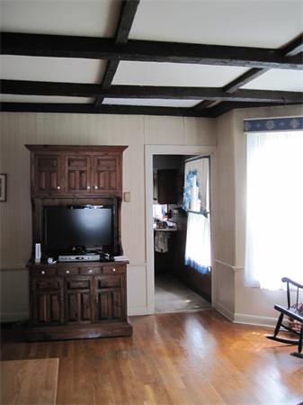 2 Warren Avenue Reading, MA 01867 - Photo 11 of 24 Gallery Image 11