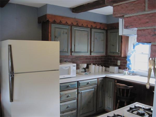 2 Warren Avenue Reading, MA 01867 - Photo 12 of 24 Gallery Image 12