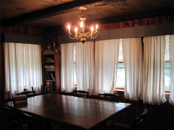 2 Warren Avenue Reading, MA 01867 - Photo 14 of 24 Gallery Image 14