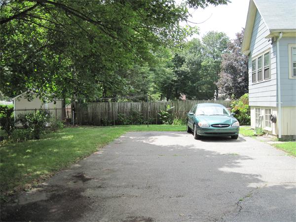 2 Warren Avenue Reading, MA 01867 - Photo 5 of 24 Gallery Image 5