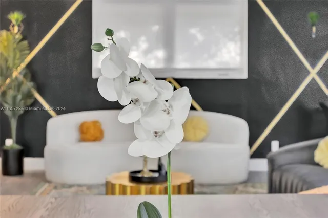 $6,800 | 5830 Northeast 14th Road, Fort Lauderdale, FL 33334