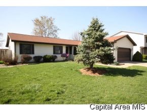 2528 Columbus Circle Springfield, IL 62703 - Photo 1 of 9