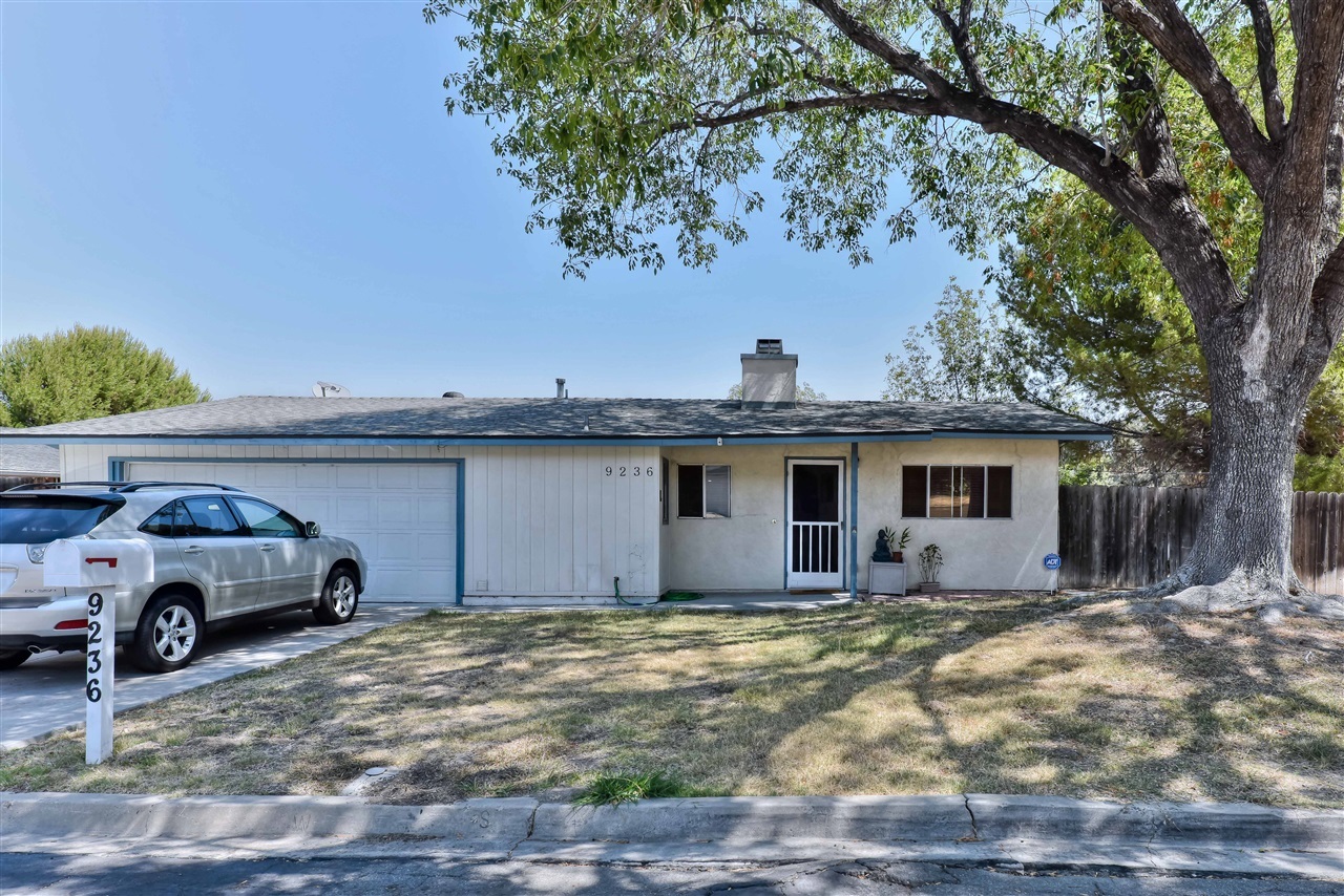 9236 Fanita Rancho Road Santee, CA 92071 - Photo 6 of 22 Gallery Image 6