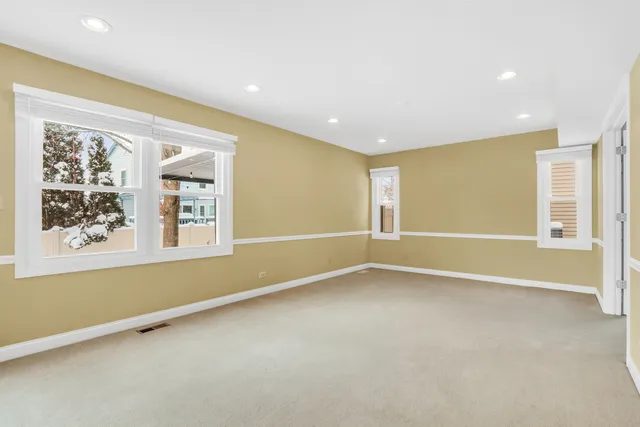 $3,800 | 1000 Cumberland Lane, Buffalo Grove, IL 60089