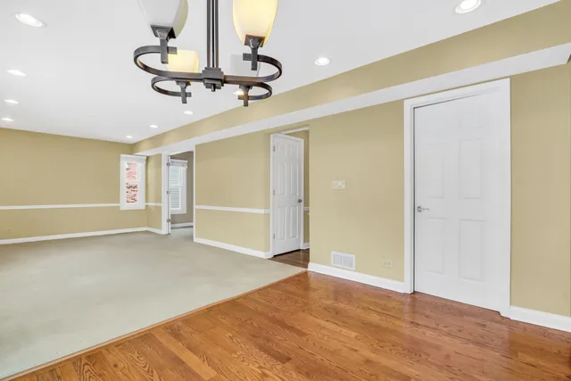 $3,800 | 1000 Cumberland Lane, Buffalo Grove, IL 60089