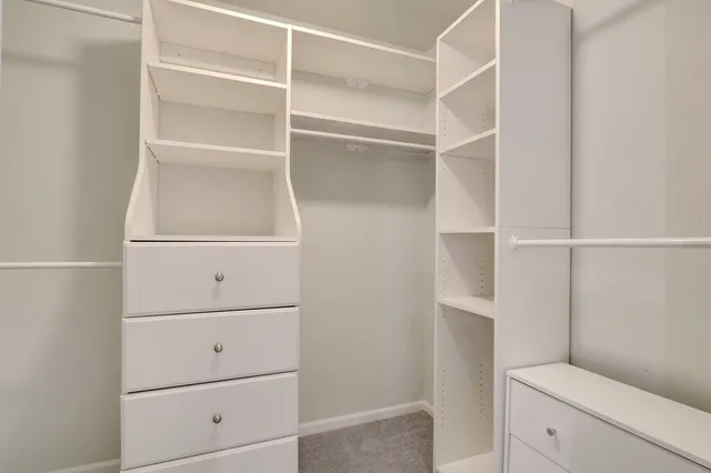 $3,800 | 1000 Cumberland Lane, Buffalo Grove, IL 60089