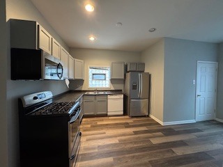 7736 South Champlain Avenue Chicago, IL 60619 - Photo 3 of 9