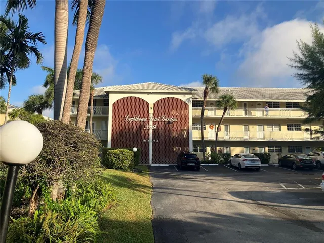 $168,000 | 1951 Northeast 39th Street, Unit 361, Lighthouse Point, FL 33064