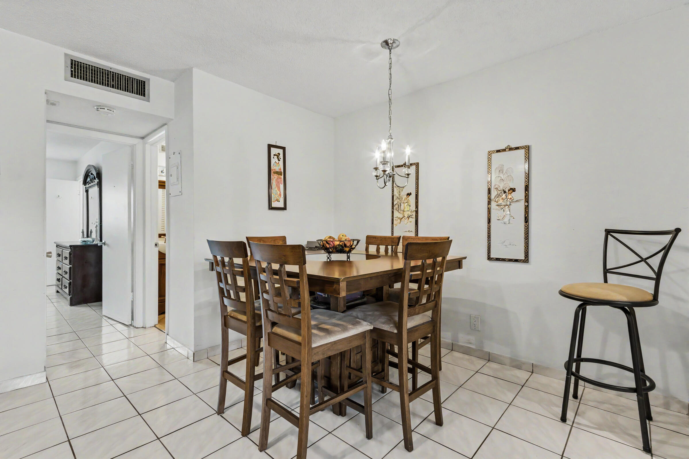5300 Washington Street, Unit E208 Hollywood, FL 33021 - Photo 19 of 52 5300-14