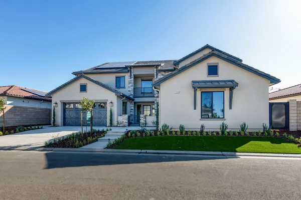 $1,648,000 | 11610 North Range Vw Drive, Fresno, CA 93730