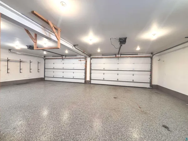 $879,000 | 2718 Northridge Drive, Duluth, MN 55811
