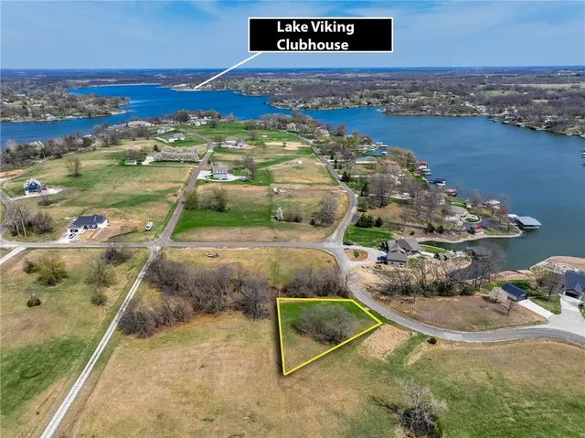 $16,000 | Lot 1569 Lake Viking Terrace, Altamont, MO 64620