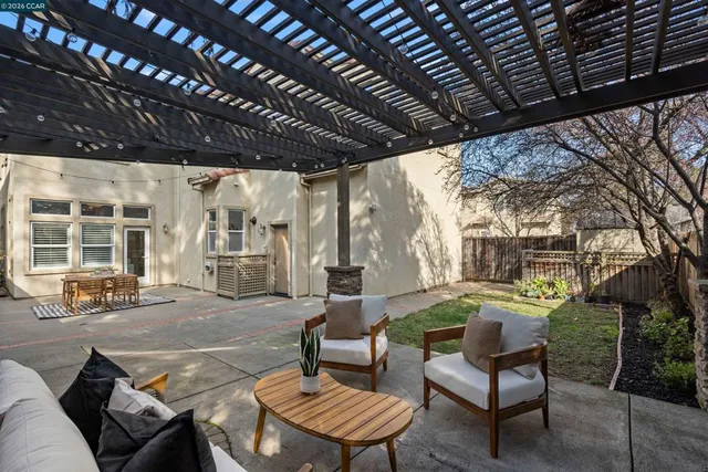 $1,475,000 | 527-527 Gabriel Court, Walnut Creek, CA 94597