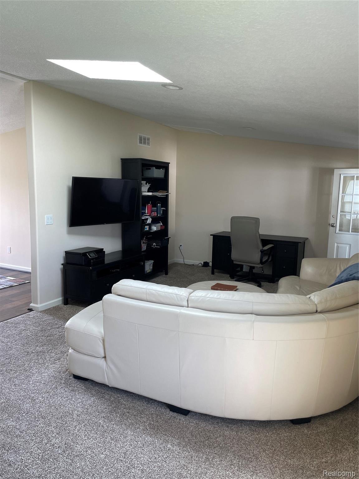 TV stays with home