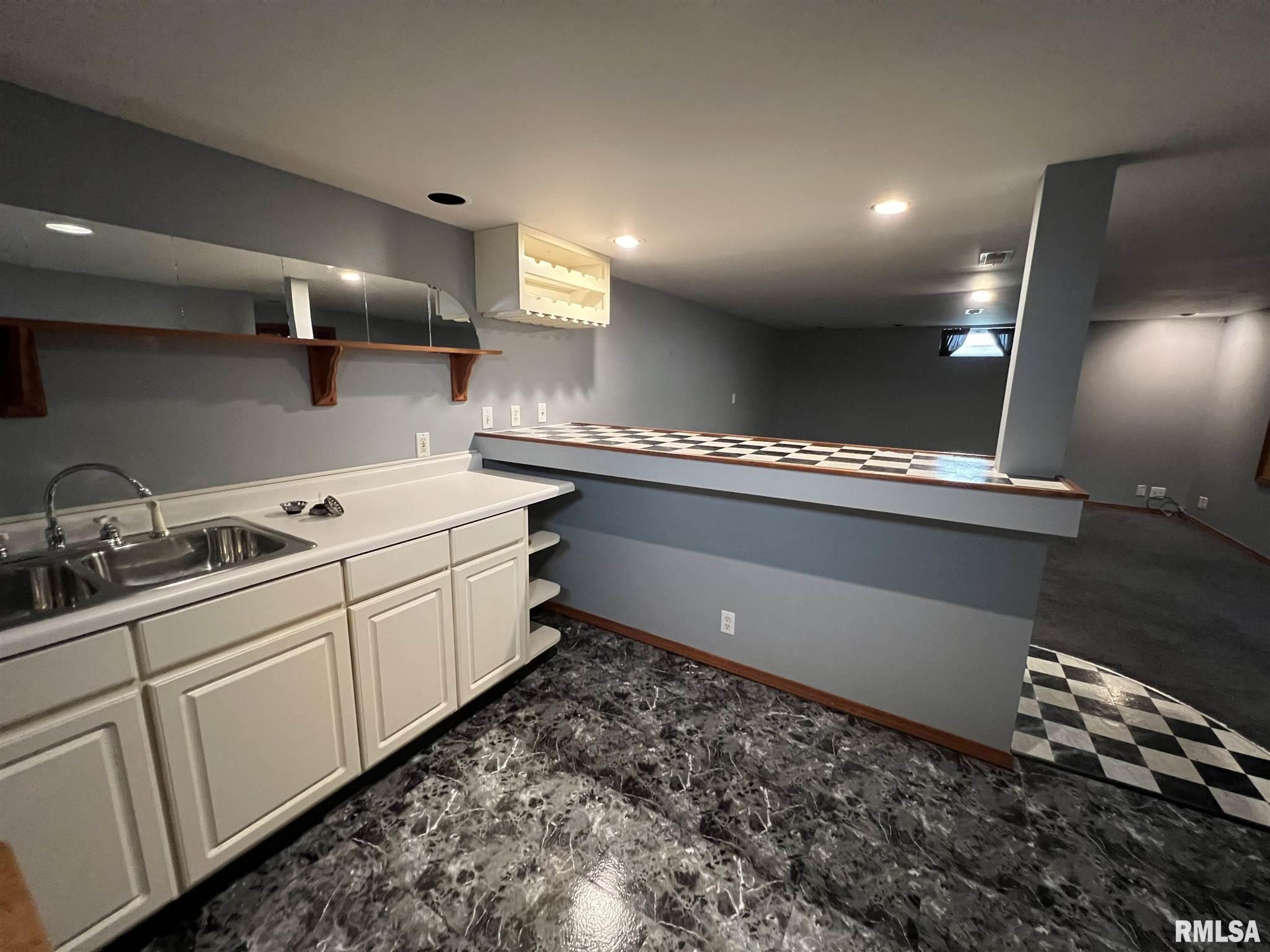 2624 South 7th Street Springfield, IL 62703 - Photo 19 of 27