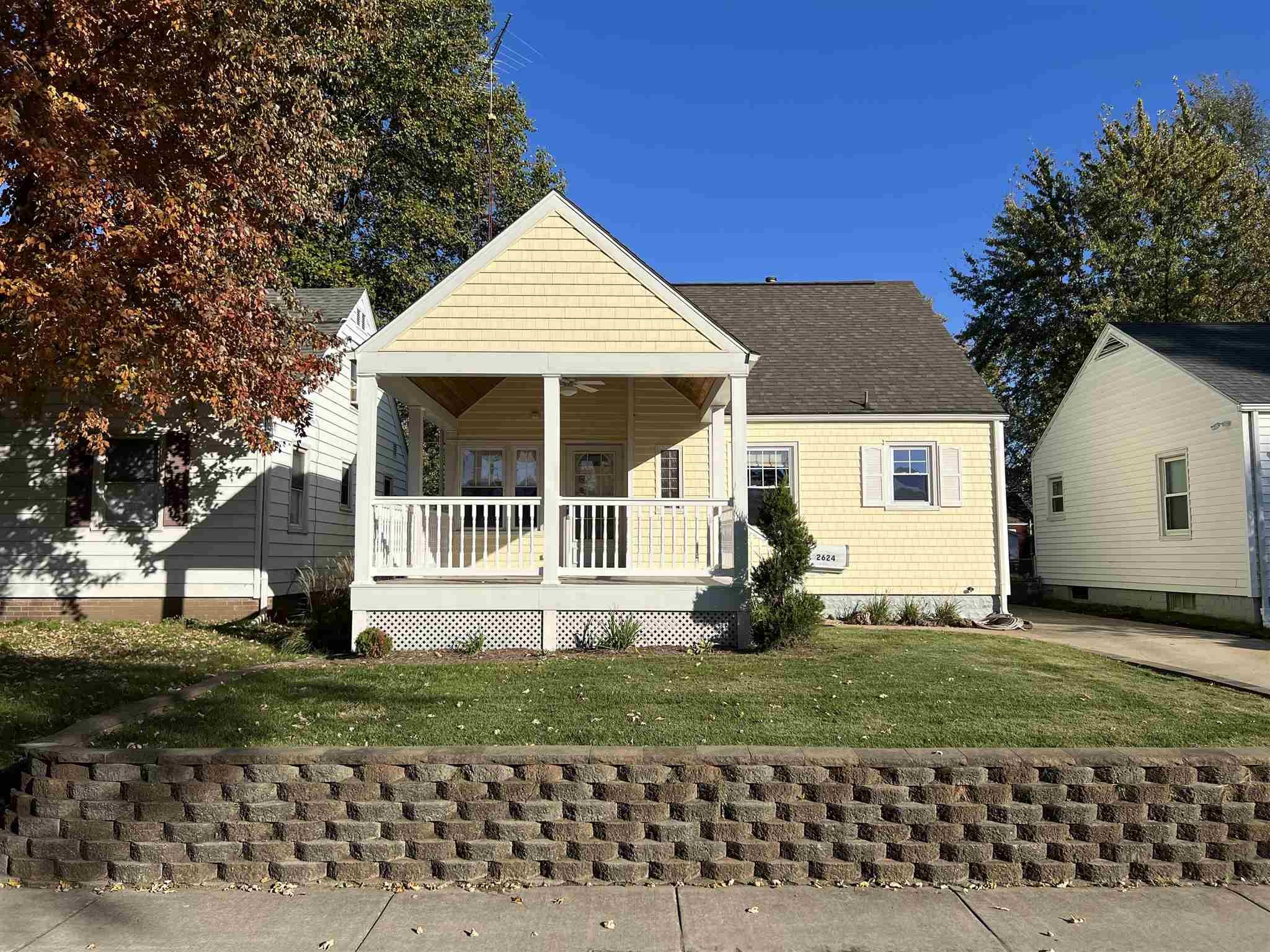 2624 South 7th Street Springfield, IL 62703 - Photo 2 of 27