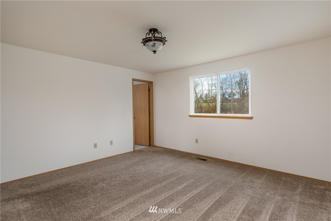 969 Riepma Avenue Oak Harbor, WA 98277 - Photo 14 of 40 Gallery Image 14