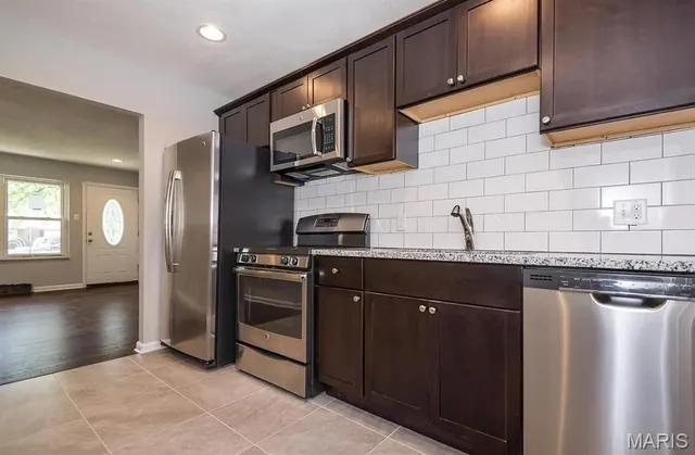 $485,000 | 531 West Essex Avenue, Kirkwood, MO 63122