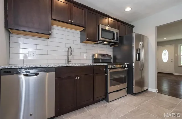 $485,000 | 531 West Essex Avenue, Kirkwood, MO 63122