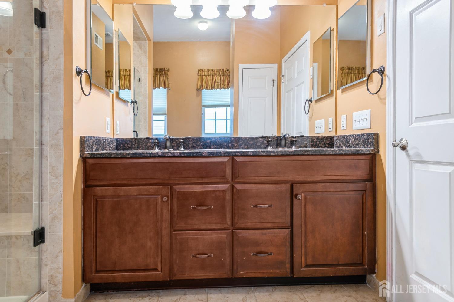 7 Riviera Drive Monroe Township, NJ 08831 - Photo 20 of 41