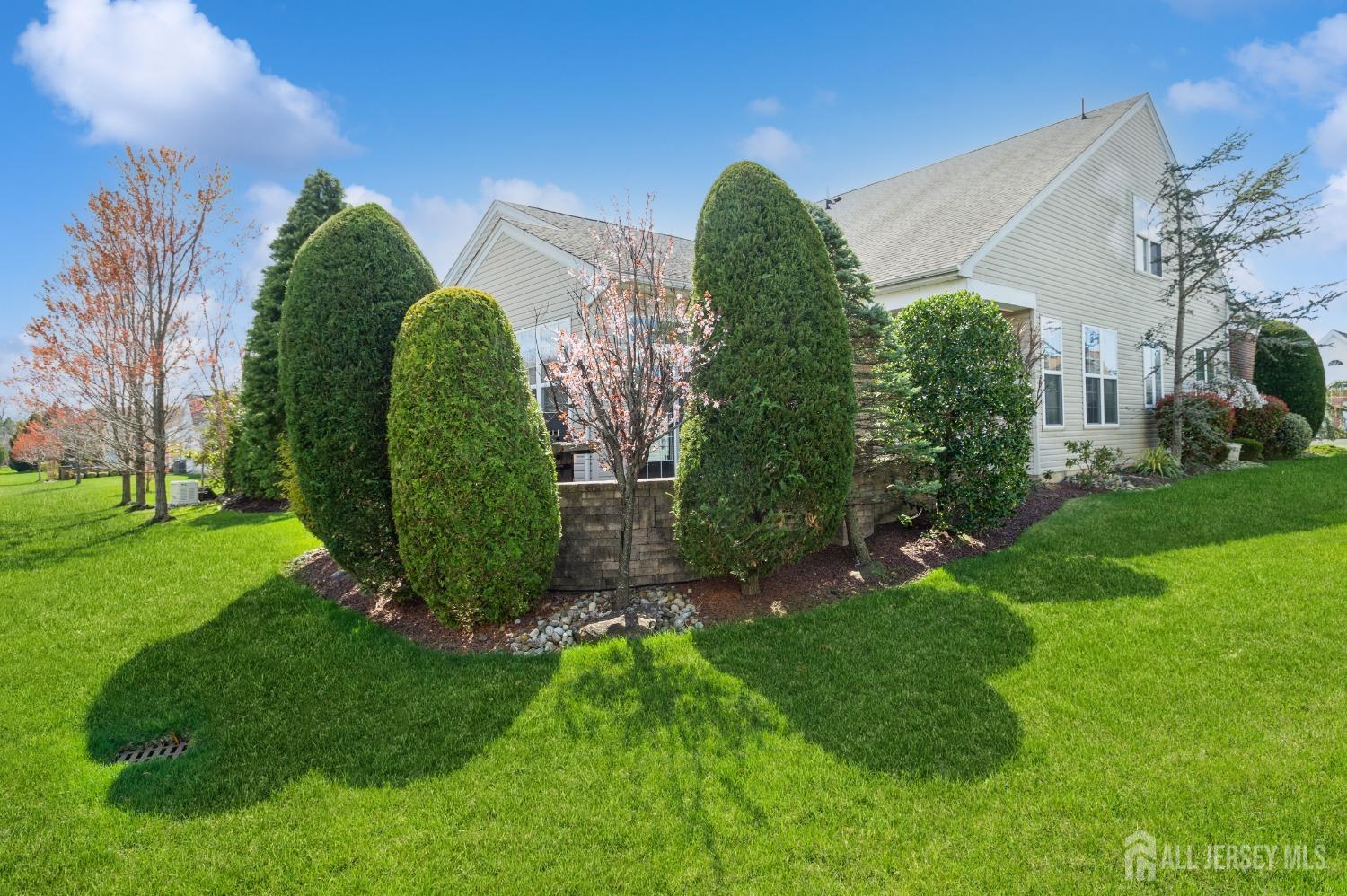 7 Riviera Drive Monroe Township, NJ 08831 - Photo 28 of 41