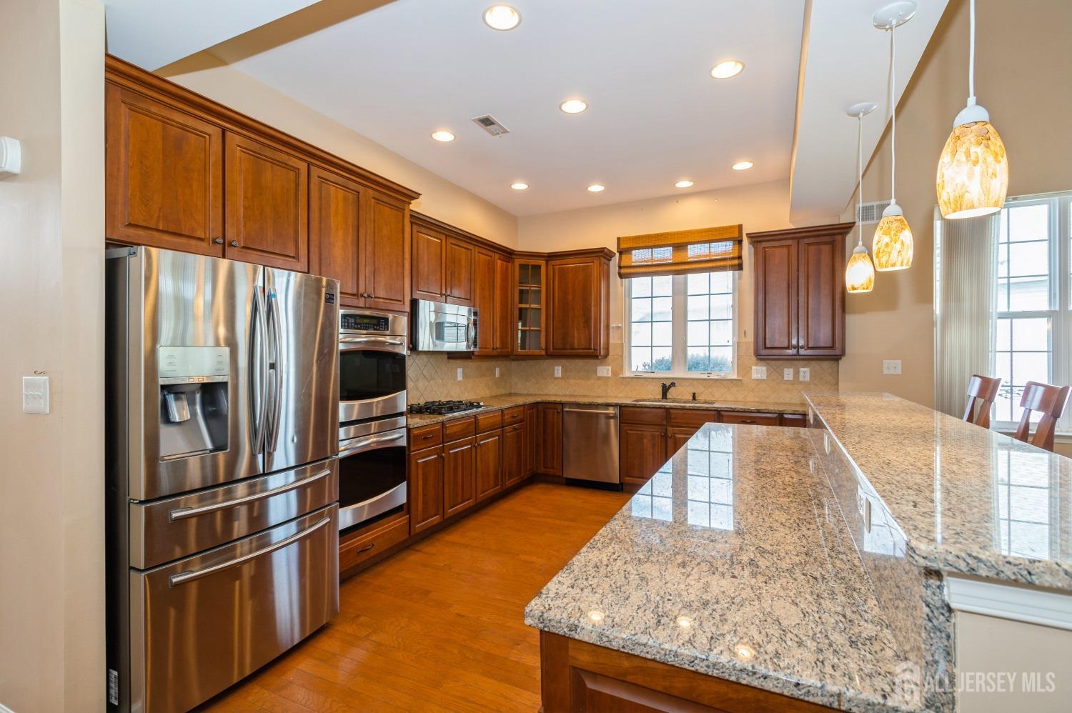 7 Riviera Drive Monroe Township, NJ 08831 - Photo 4 of 41