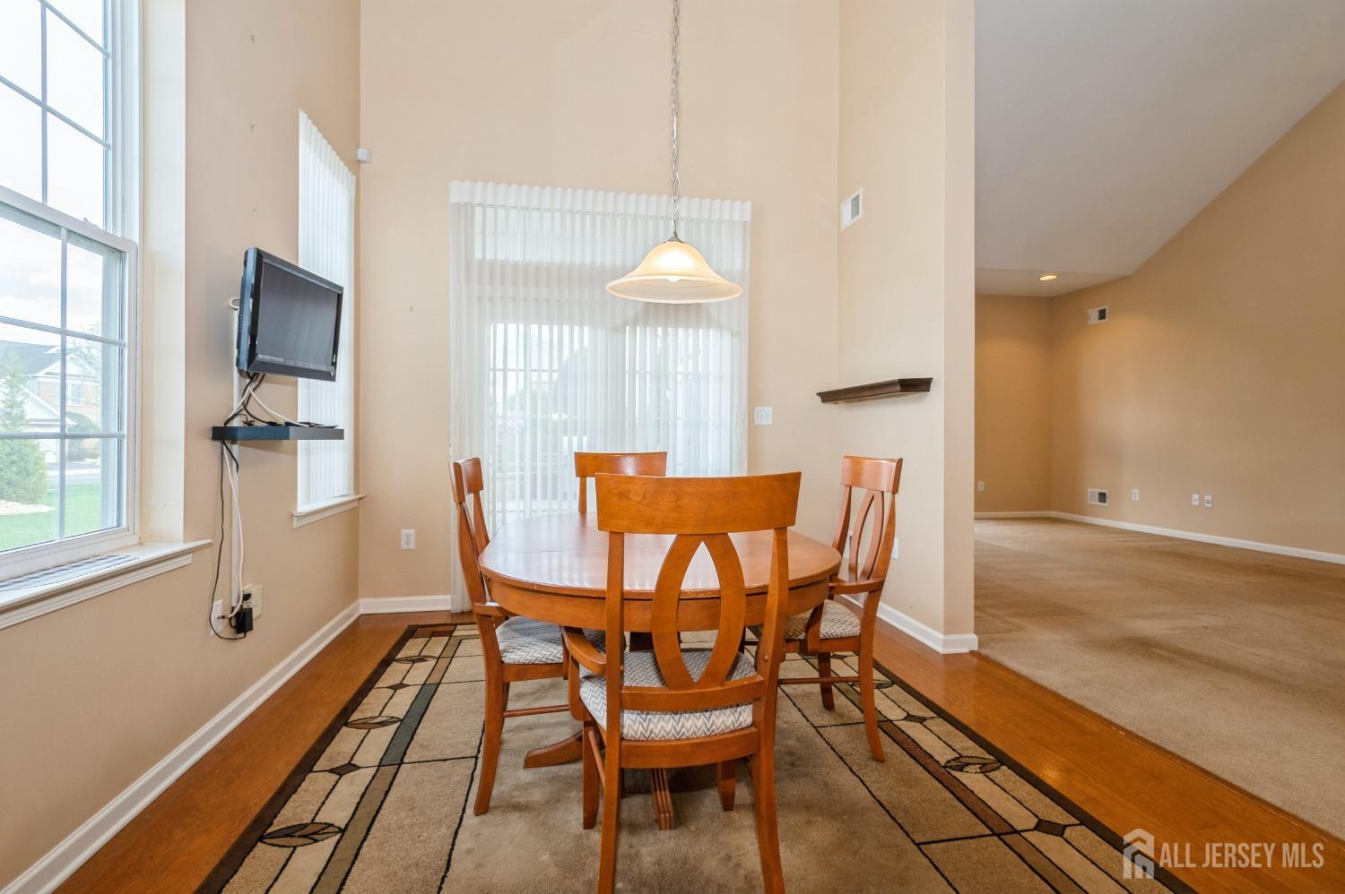 7 Riviera Drive Monroe Township, NJ 08831 - Photo 9 of 41