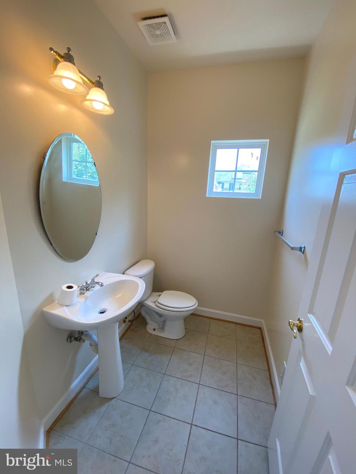 210 Potomac Ridge Drive Fort Washington, MD 20744 - Photo 11 of 45 Power Room