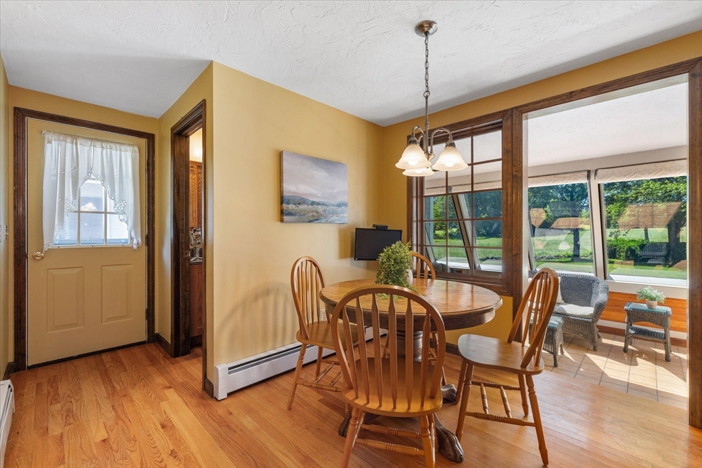 2 Fox Run Road Sterling, MA 01564 - Photo 8 of 41