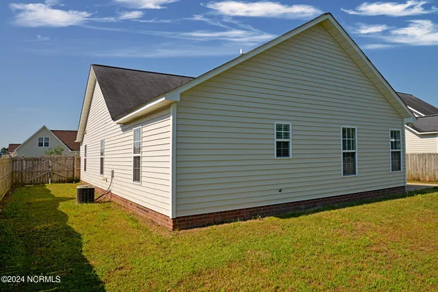 $1,700 | 2008 Penncross Drive, Greenville, NC 27834