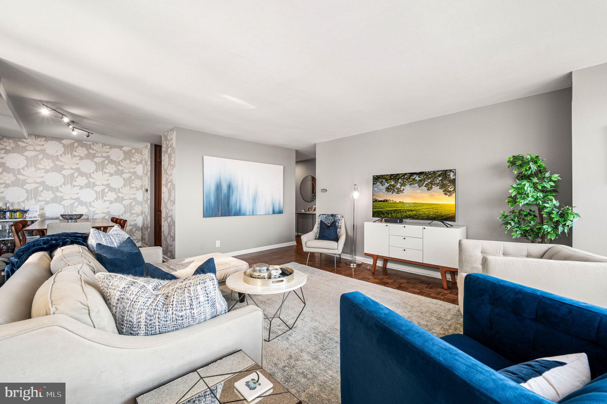 224 West Rittenhouse Street, Unit 2010 Philadelphia, PA 19144 - Photo 3 of 33 Living room